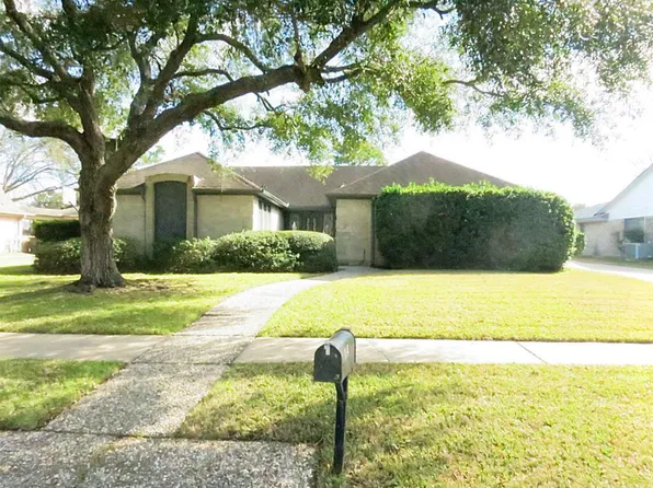1114 Woodhorn Dr, Houston, TX 77062