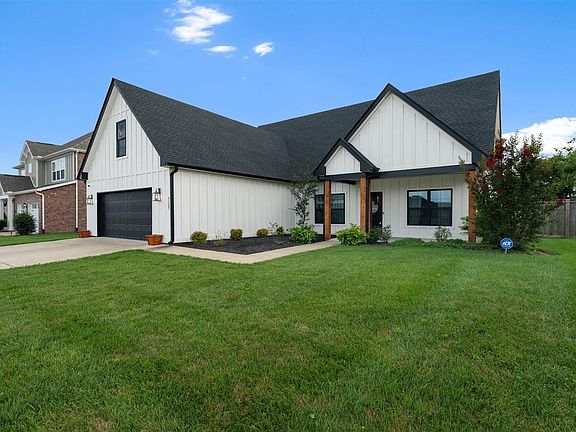 2nd image of 7137 Hilliard Cir