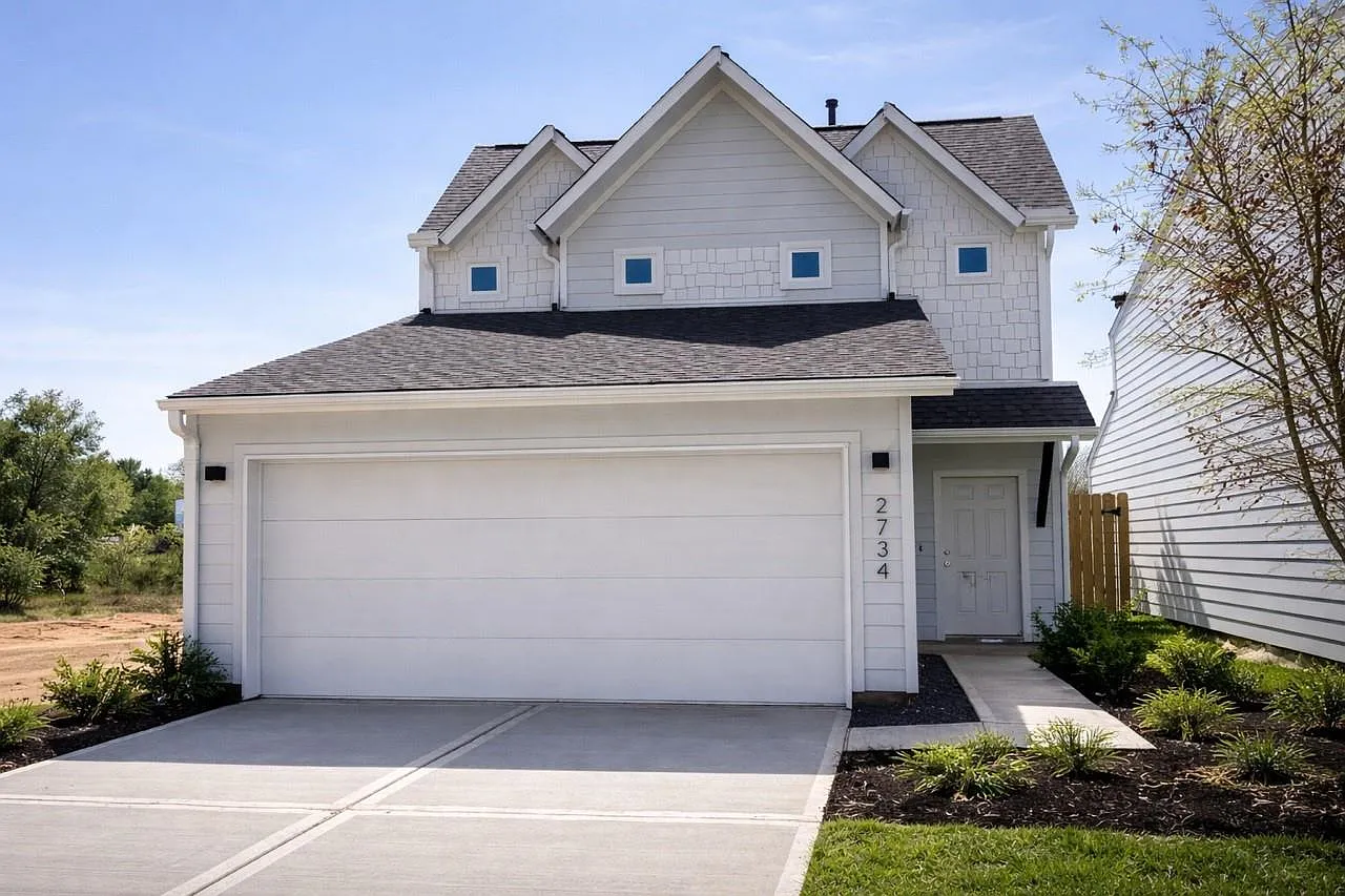 3 bed, 2.5 bath, 1375 sqft, $1,750 — Photo 1