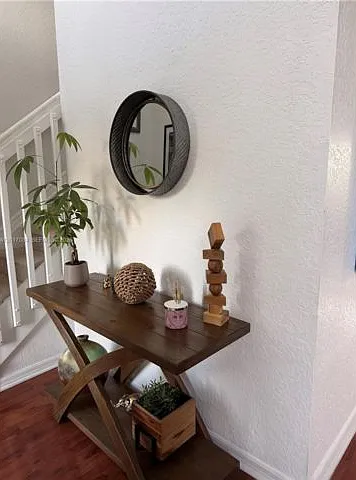5362 NW 108th Pl — Photo 3