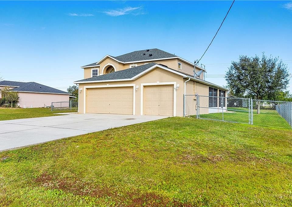 1st image of 473 Adriel Ave