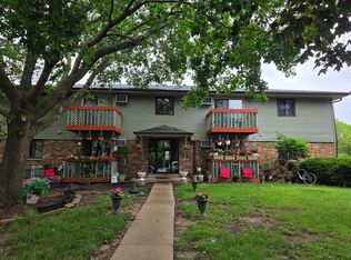 654 Foxtree Cir #5, Burlington, WI 53105
