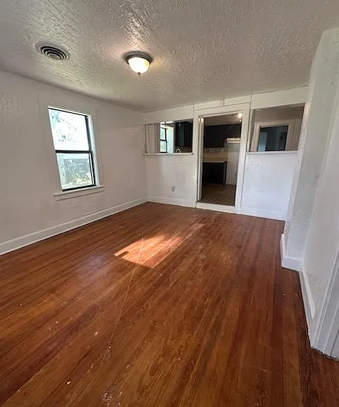 8990 Edna St — Photo 6