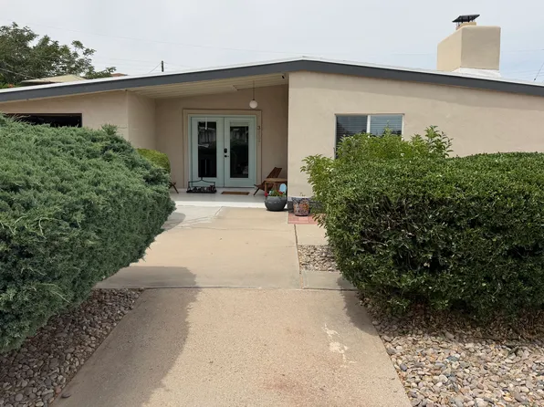 3807 Riverview Rd NW, Albuquerque, NM 87105