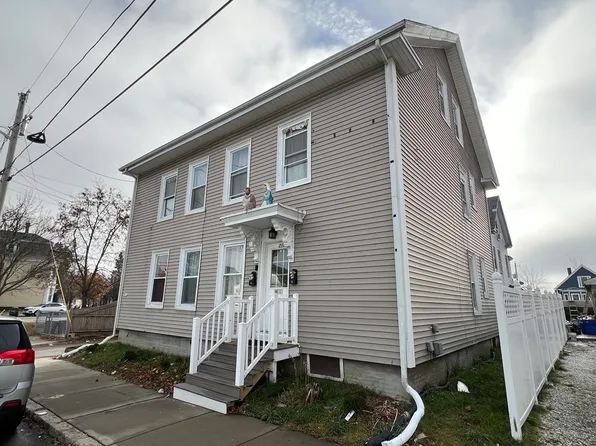 22 Grove St #4, Haverhill, MA 01832