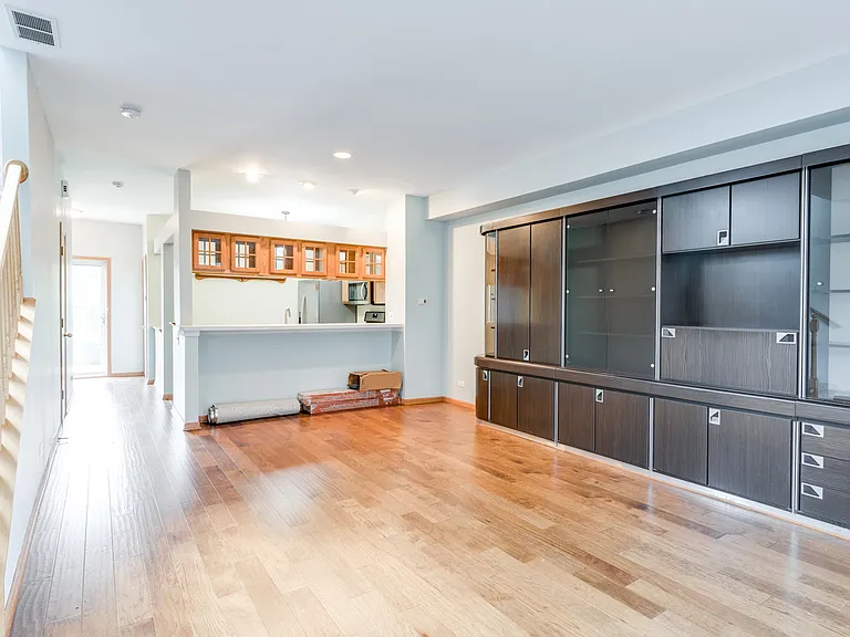 2535 Carrolwood Rd — Photo 9