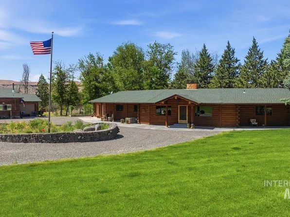 221 Willow Ln, Hagerman, ID 83332