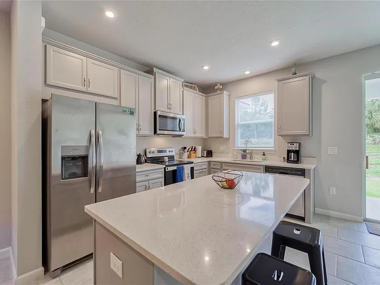 11540 Rolling Green Dr — Photo 12