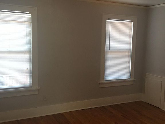 5th image of 643 Chautauqua Ave APT 3