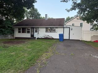 1211 Stelton Rd, Piscataway, NJ 08854