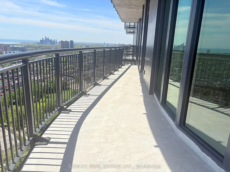 1185 Dupont St #2207 — Photo 21