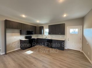 1470 S Shayla Ave, Springfield, MO 65802
