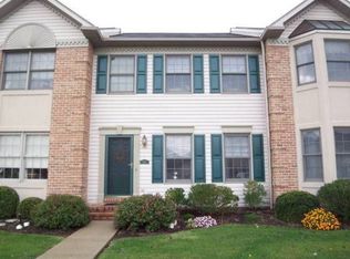 515 Cobblestone Ln, Lancaster, PA 17601