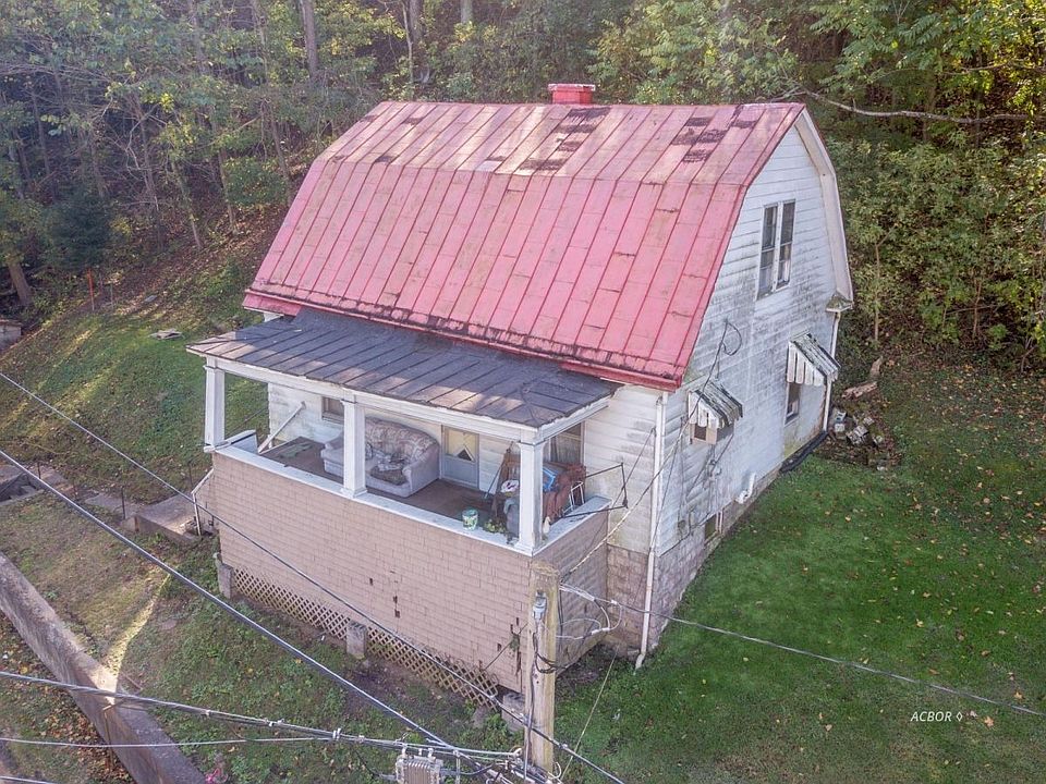 2nd image of 1542 Nye Ave