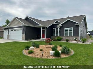 606 W 3rd St, Shawano, WI 54166