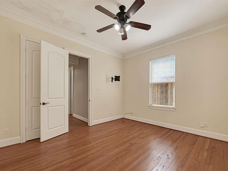 5319 Fayette St — Photo 32