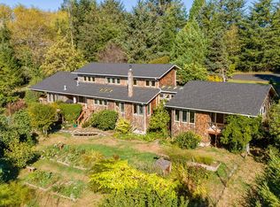 66876 Robin Rd, North Bend, OR 97459