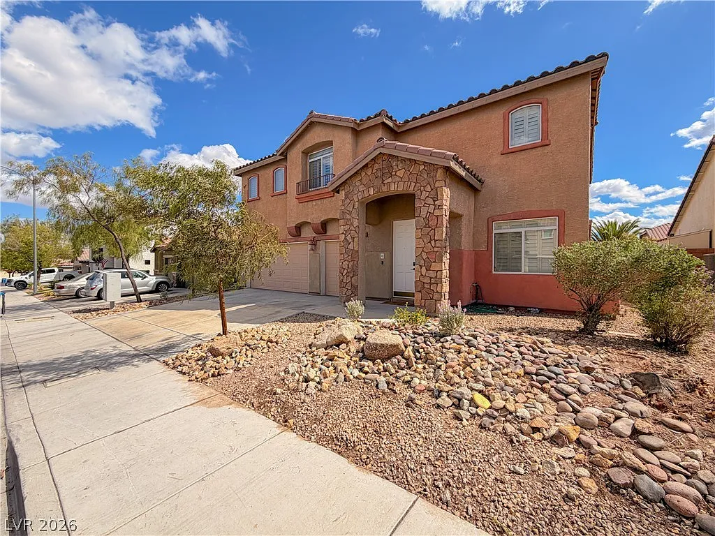 4 bed, 3.0 bath, 2973 sqft, $2,875 — Photo 3