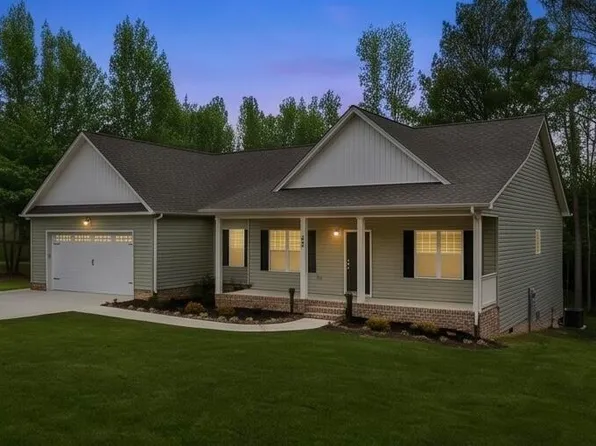 95 Leisure Ln, Louisburg, NC 27549