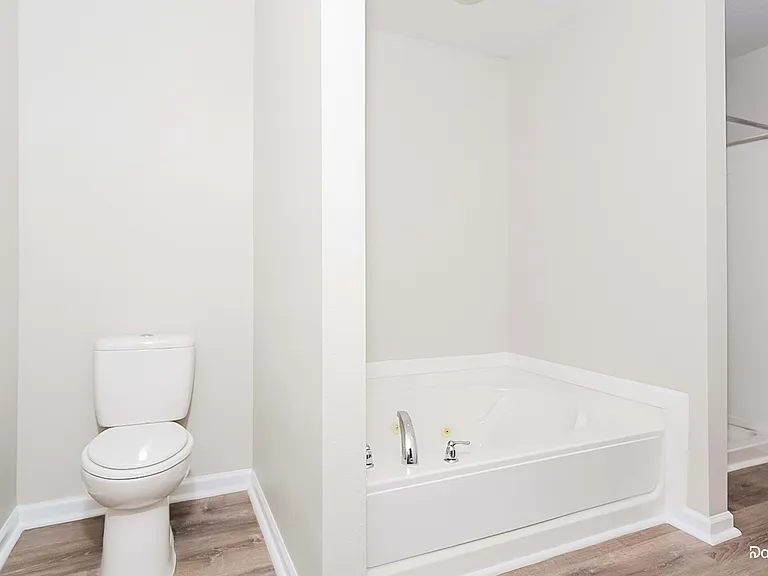230 Harold Murphy Dr — Photo 12