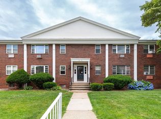 69 Regency Park Dr #69, Agawam, MA 01001