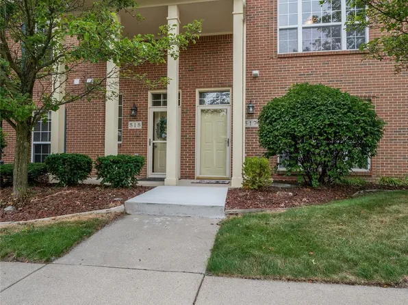 515 Mulberry St, Wyandotte, MI 48192