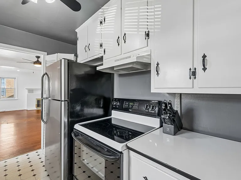 2512 NW 32nd St — Photo 13