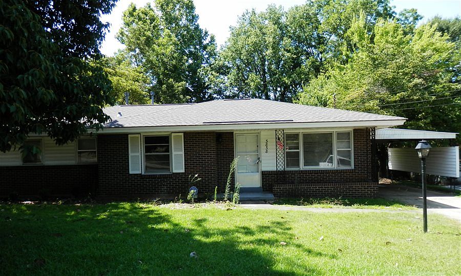 2nd image of 3838 Fairfield Dr