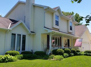 2149 Ridgecrest Trl, Green Bay, WI 54313