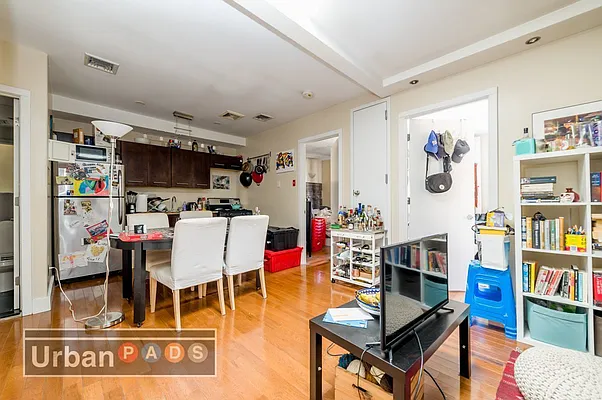 Rented by Urban Pads | media 4