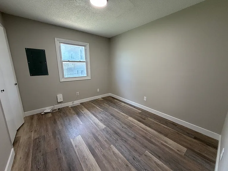500 E Spring St #502 — Photo 5