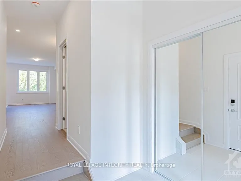 261 Elsie Macgill Walk — Photo 4