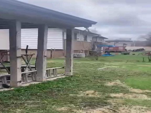 3rd image of 224 N Pleasant Dr