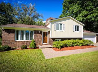 135 Granger Rd, Ortonville, MI 48462