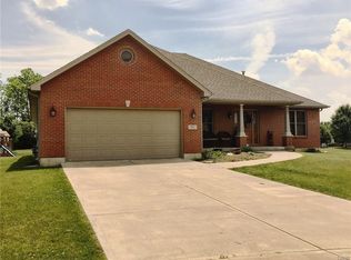 312 Aspen Ct, Carlisle, OH 45005