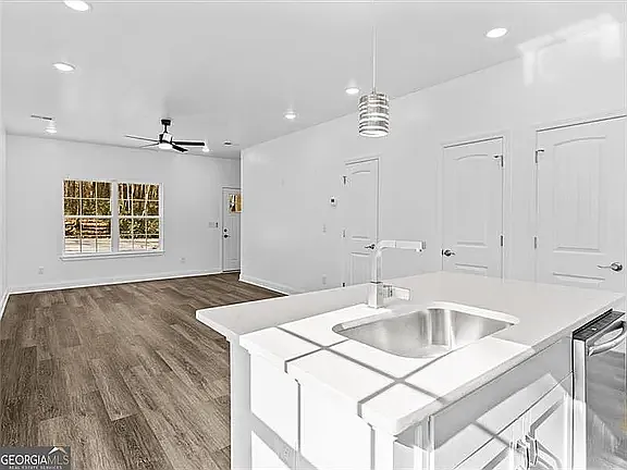1410 Cleo Way #B — Photo 8