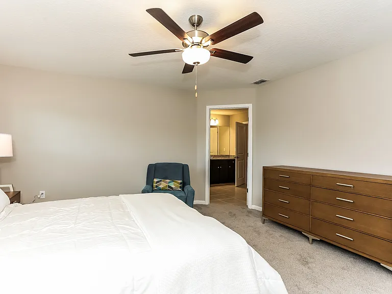 9208 Joannes Way — Photo 9