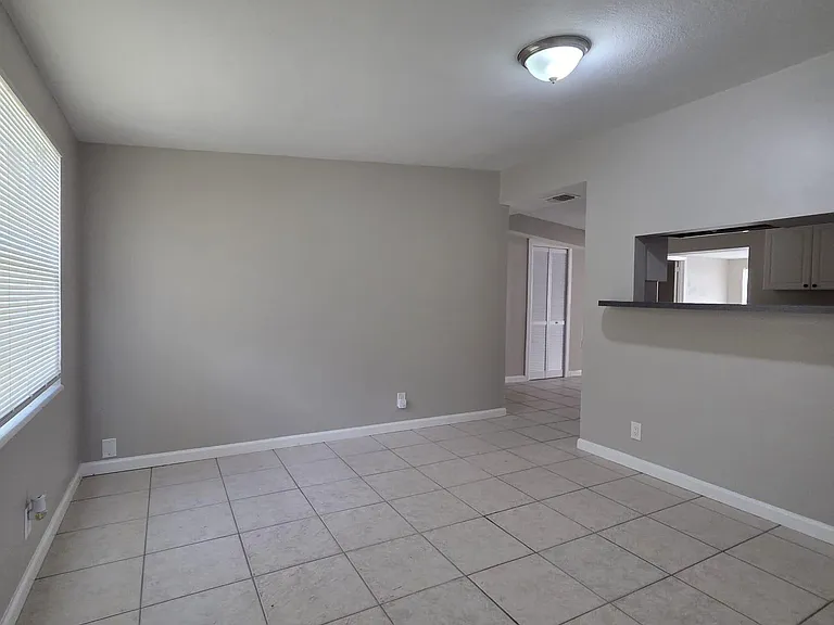 3818 Everglades Rd — Photo 4
