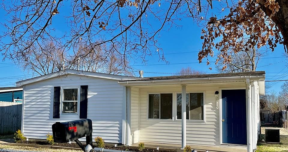 1st image of 2915 Baybrook St