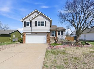 4565 N Eagle Lake Dr, Wichita, KS 67220