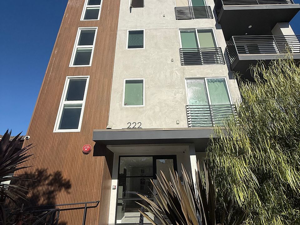 1st image of 222 N Manhattan Pl #102