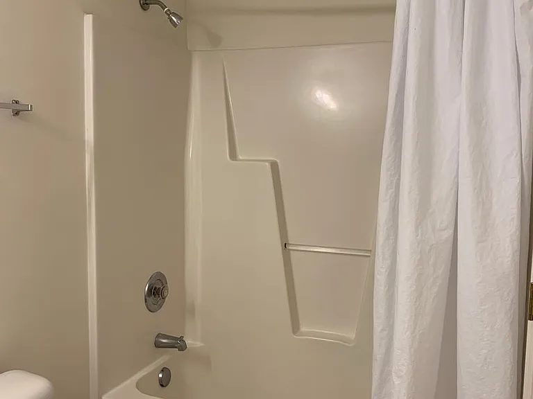 4011 Masonboro Loop Rd — Photo 17