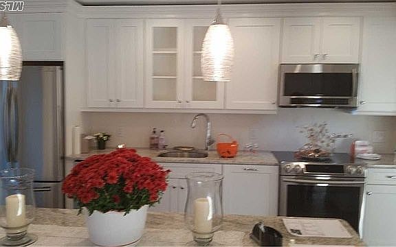 2nd image of 83 Bayview Dr