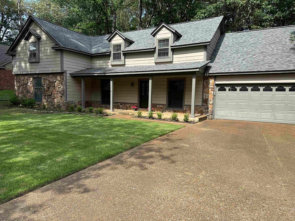 1st image of 2864 Crooked Oak Dr