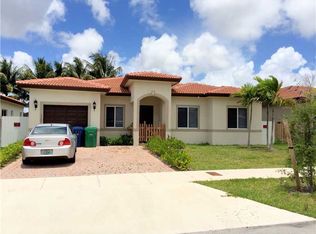 15221 SW 182nd Ter, Miami, FL 33187