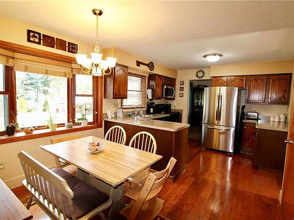 3rd image of 14228 Trenton Ave