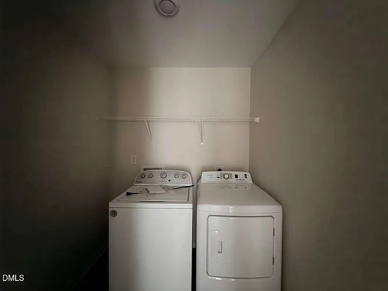 7142 Stratified Ct — Photo 18