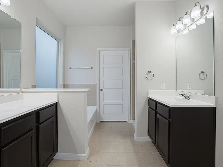 15136 Pandion Dr — Photo 7
