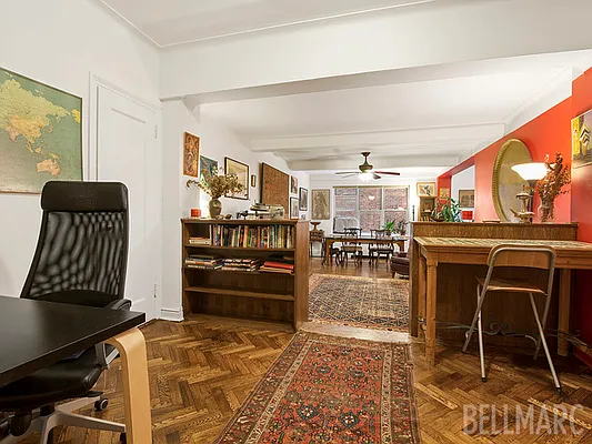 Sold by Bellmarc Realty | media 3
