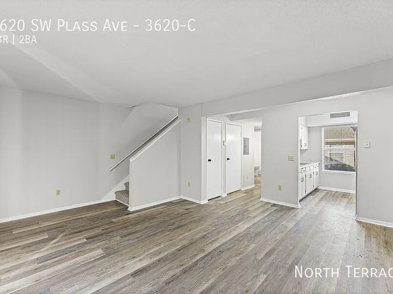 Capstone Townhomes — Photo 35